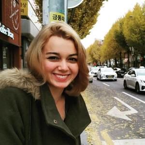 Meet your Posher, Christina